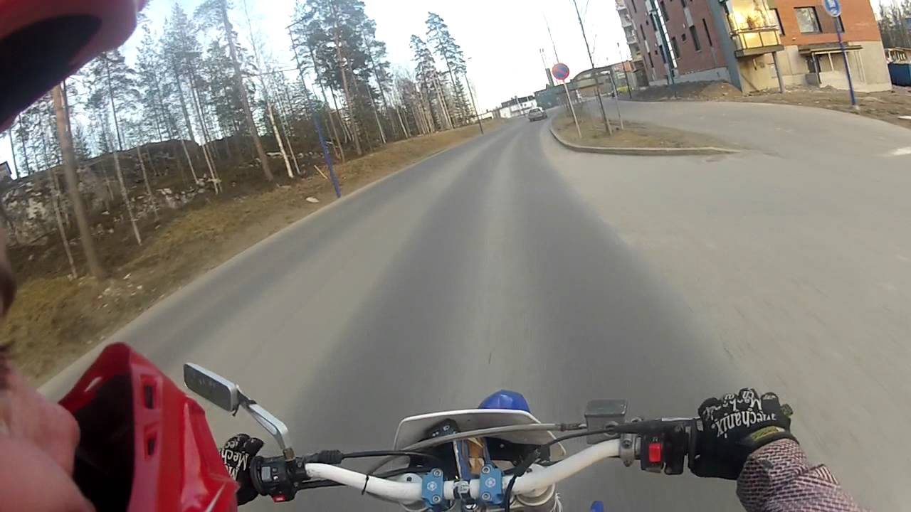JA ALAKAA VITUTTAA!