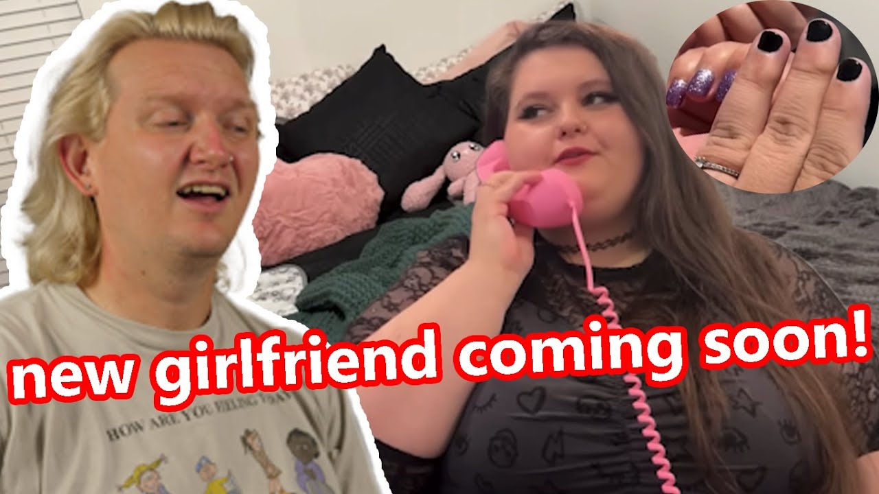 AMBERLYNN PREPS FINGERS & BED FOR GIRLFRIEND VISIT