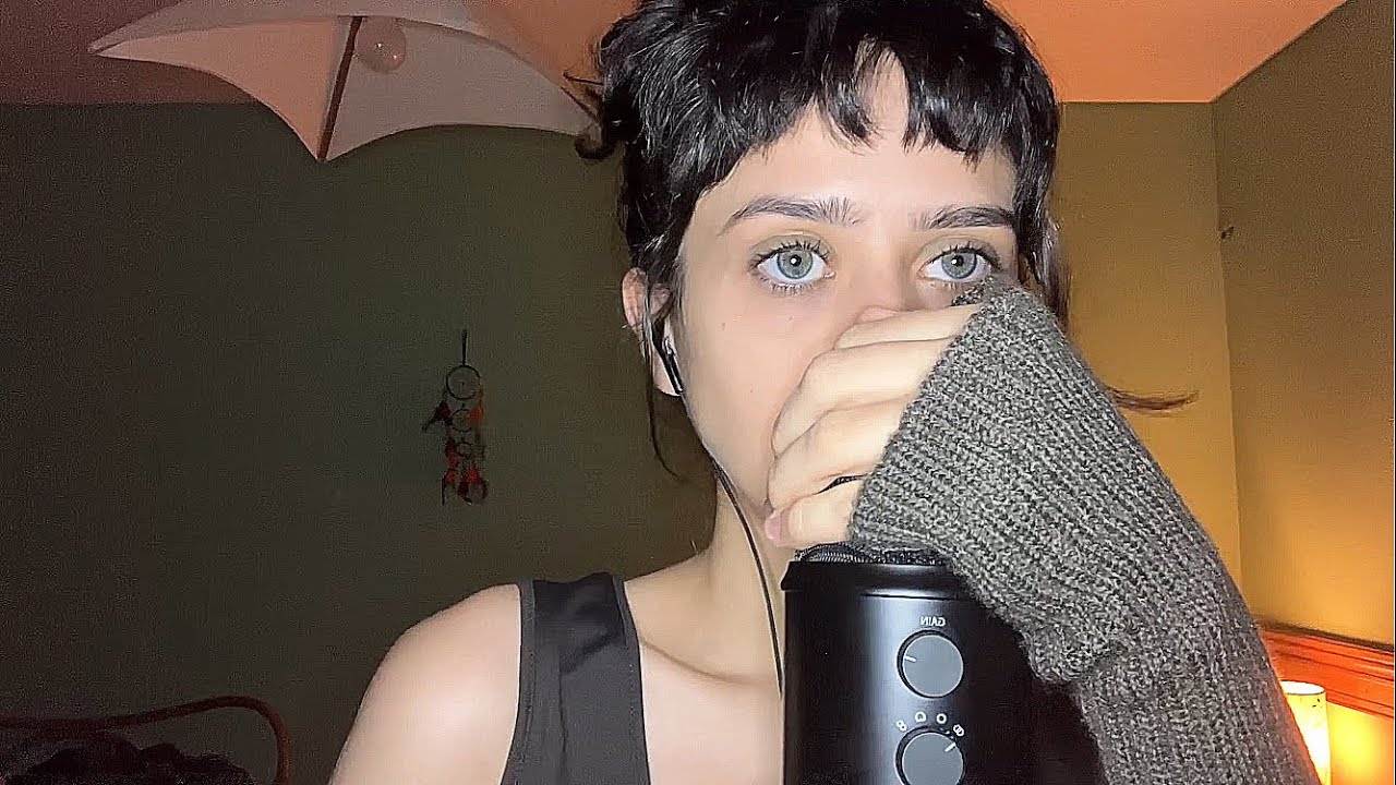ASMR tu mouth sound favorito (sonido con los dientes?? nosecomollamarlo)