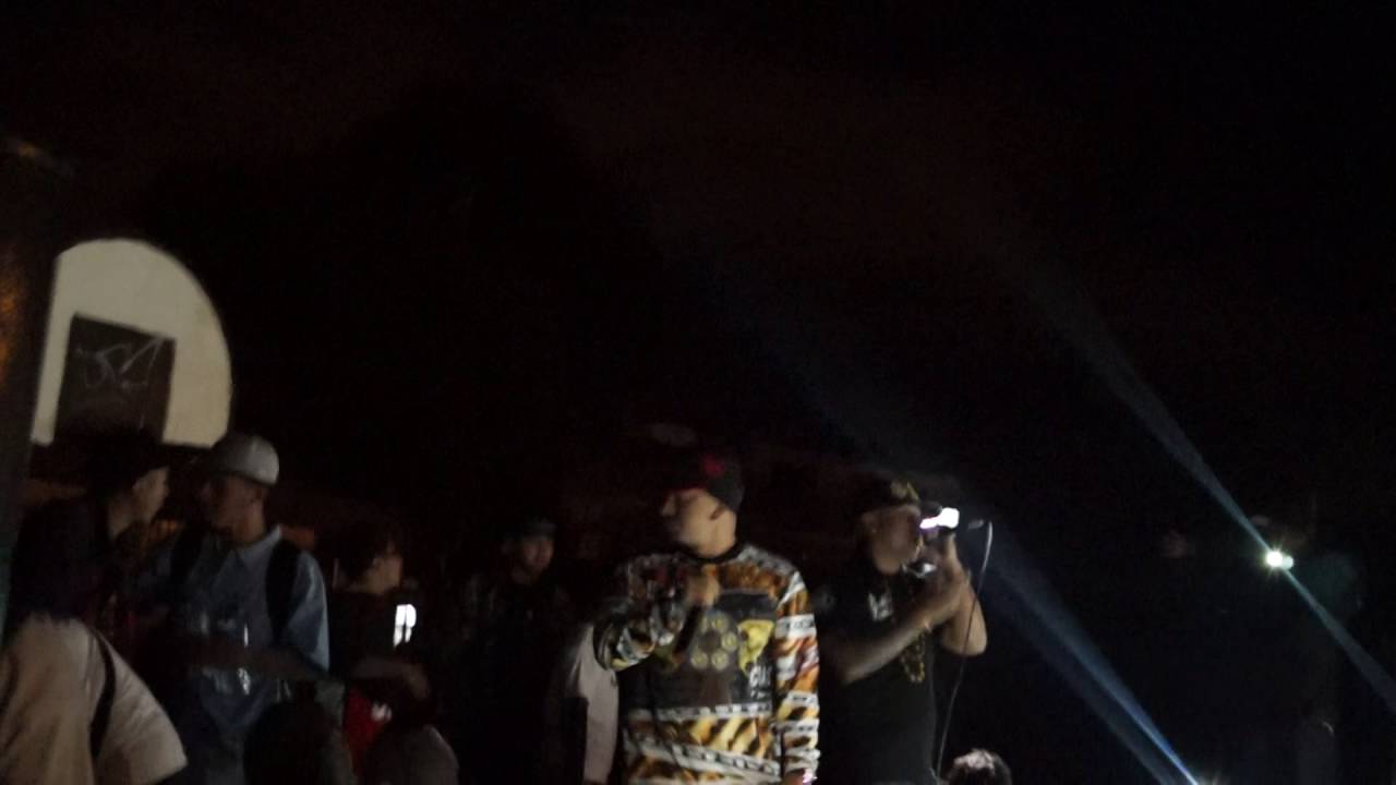 crack family-concierto Quito -Mafiaz- Las tetas de mi madre en vivo