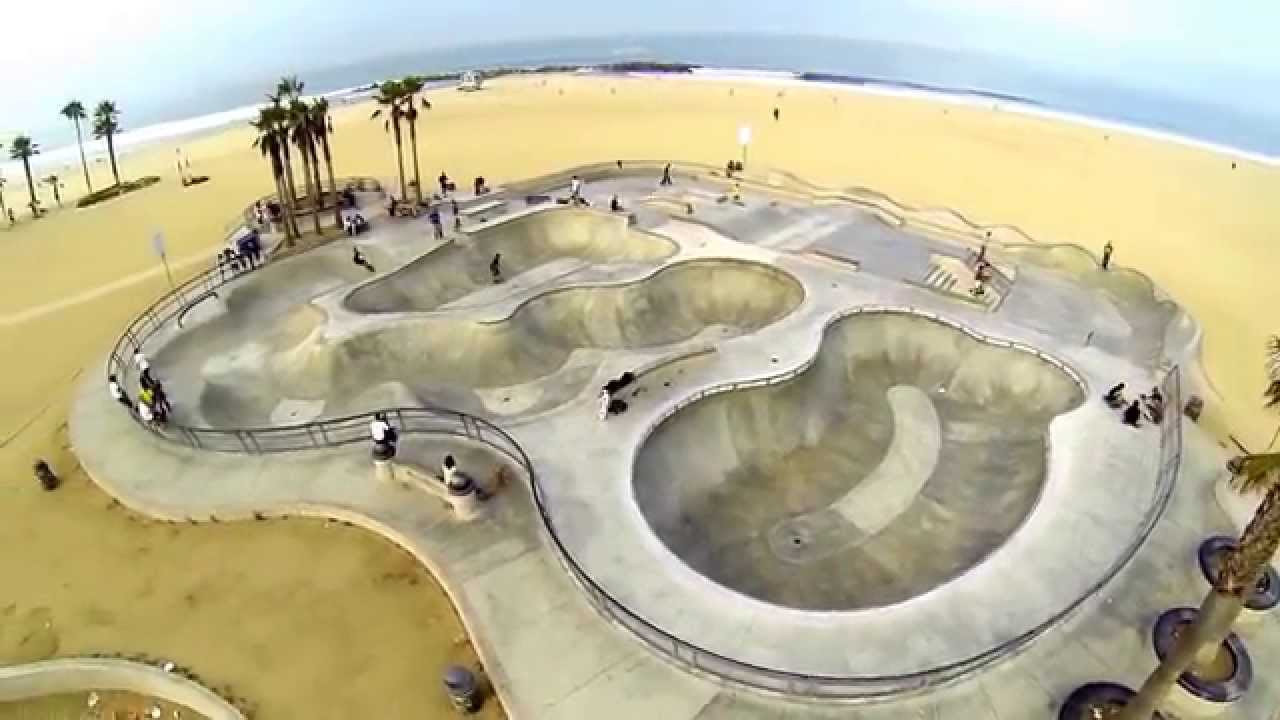 @tcollier007 @ Venice Beach SkatePark