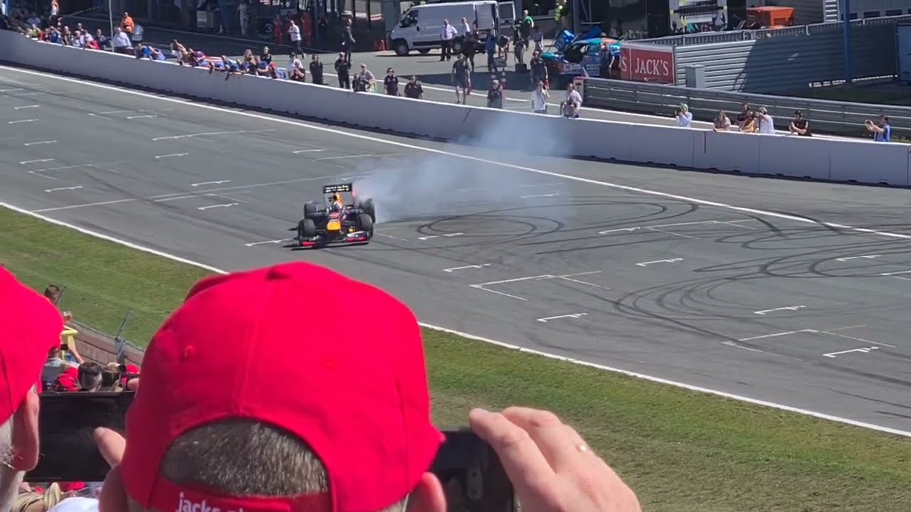 Jacks Racing Day 2022 David Coulthard F1 Red Bull RB8 Demo
