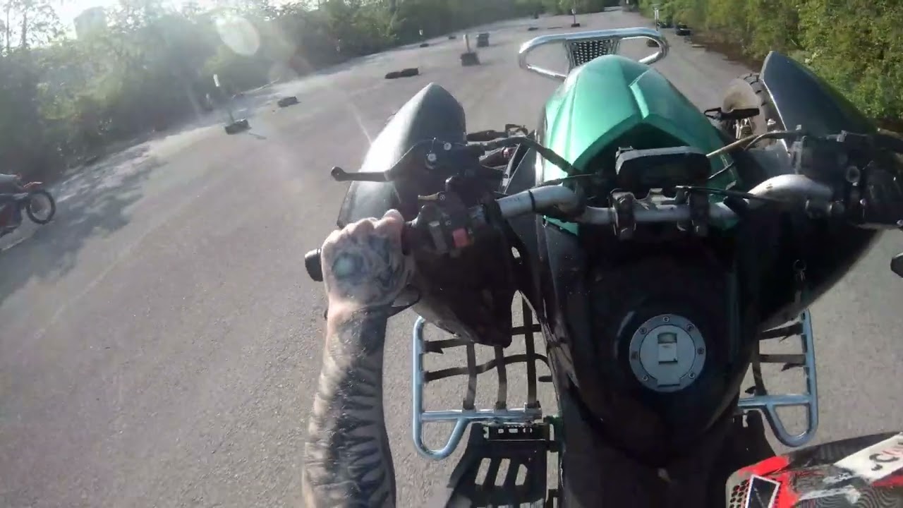 Triton 450 Reactor Wheelie