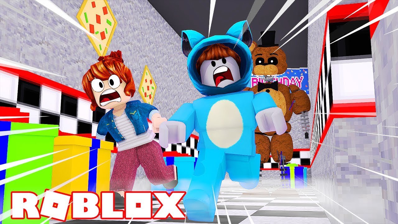 ¿PODRIAS ESCAPAR de FIVE NIGHT AT FREDDY por la NOCHE? 😱 BEBE MILO ROBLOX PIZZERIA FREDDY TIMO MORA