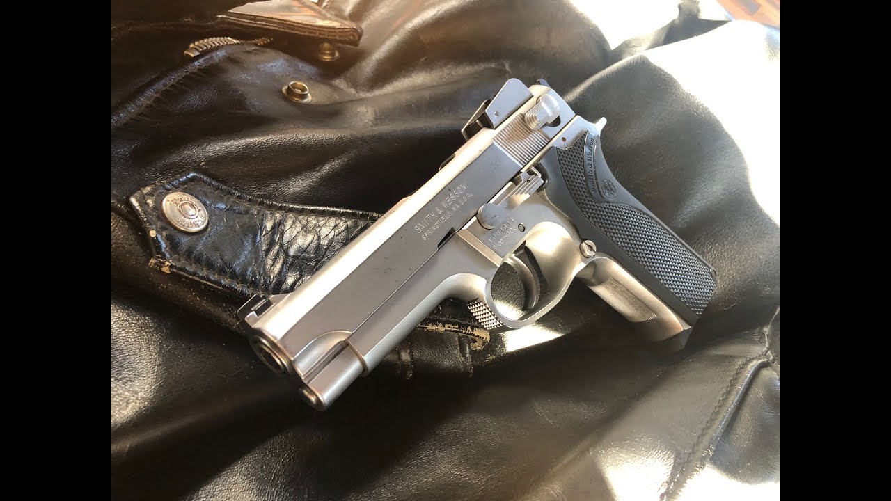 Обзор Smith & Wesson 5906: Мы верим в сталь