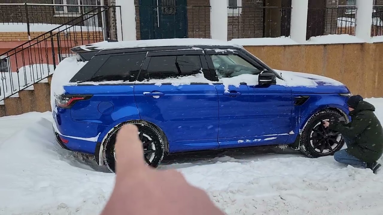 Range rover sport в тотал! Не доверяйте продавцам, они сами не знают ничего.