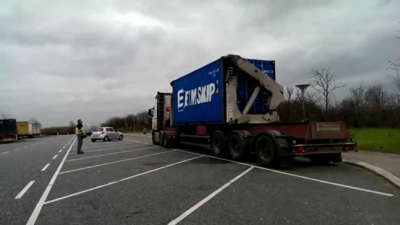Ceptorn Sideloader - Viewed from Rear Crane