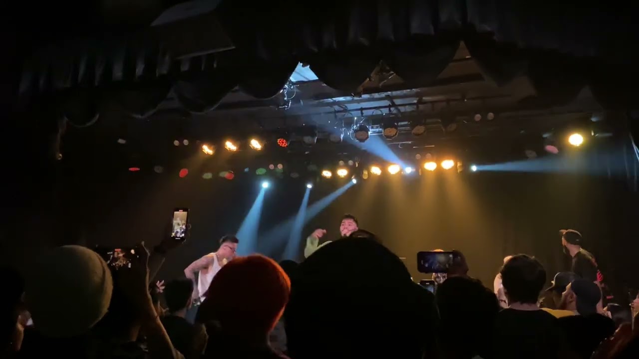 Manila Grey -Shibuya ft.azel north (live)