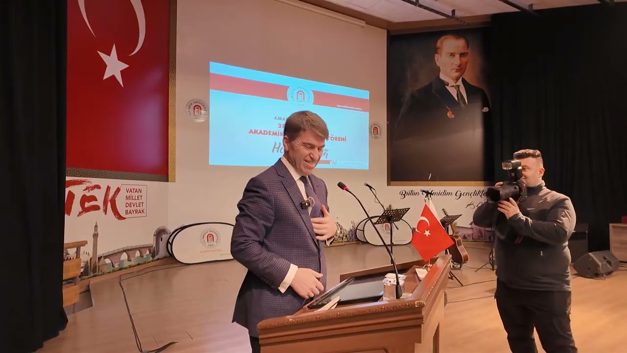 2025 Yılı Amasya Üniversitesi Cübbe Giyme ve Akademik Ödül Töreni 24 12 2025