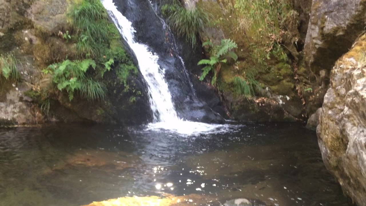 (Marviallas Naturales De Galicia ) Fervenzas De Raxoi
