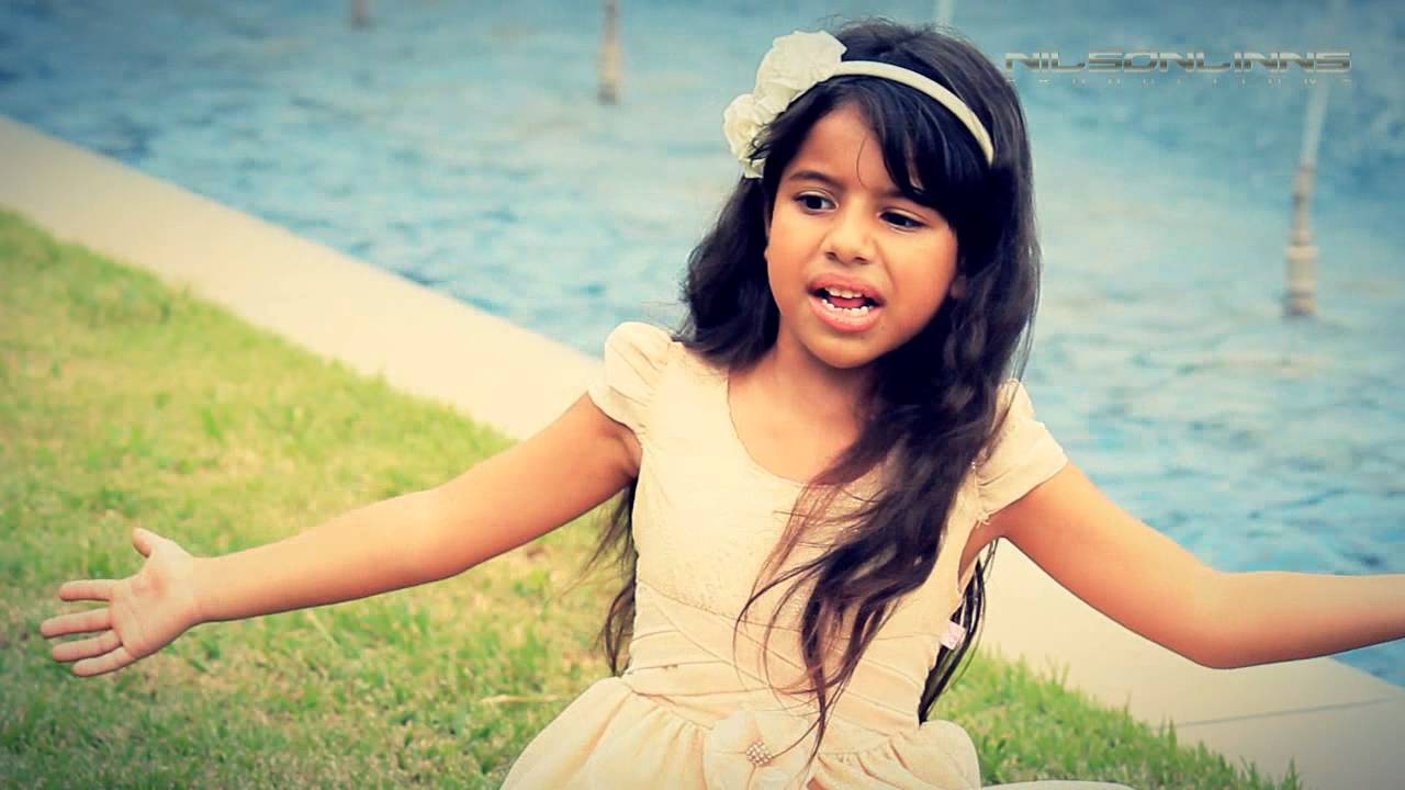 CLIP OFICIAL É COISA DE DEUS- ISABELLA ALEXANDRE musica de Nilson Lins