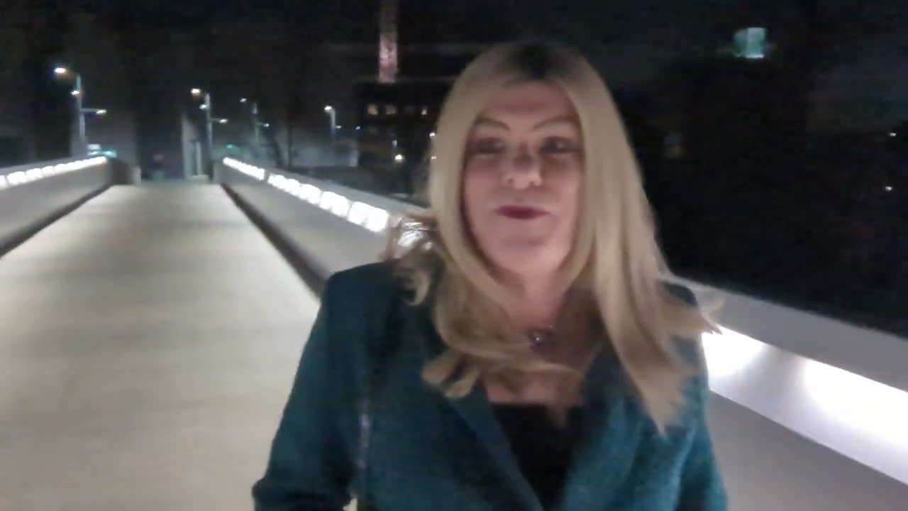 Hepworth Walk (Crossdresser / Transvestite)