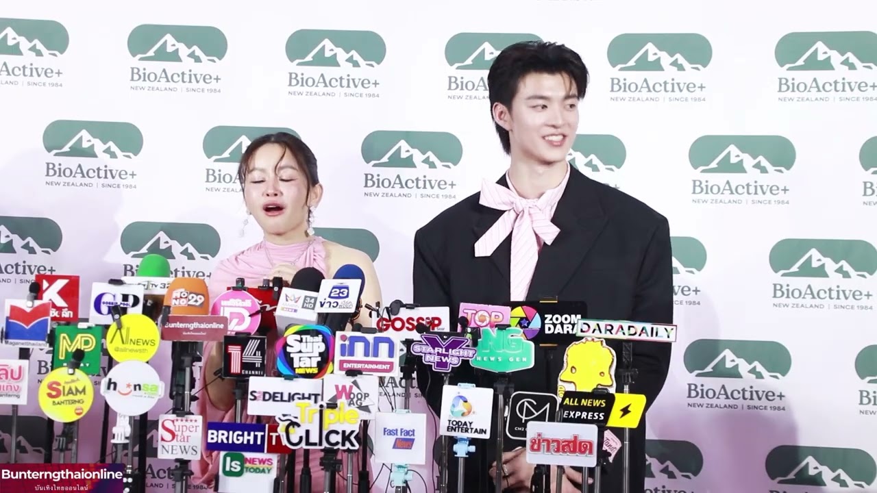 คุณเมย์ วาสนา” และ “มีน นิชคุณ” ช่วงสัมภาษณ์ ในงาน