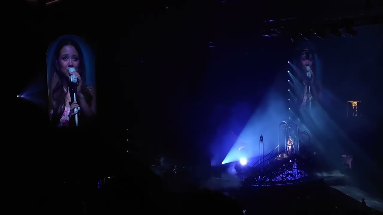 Laufey - Forget me Not (A Matter of Time Tour)