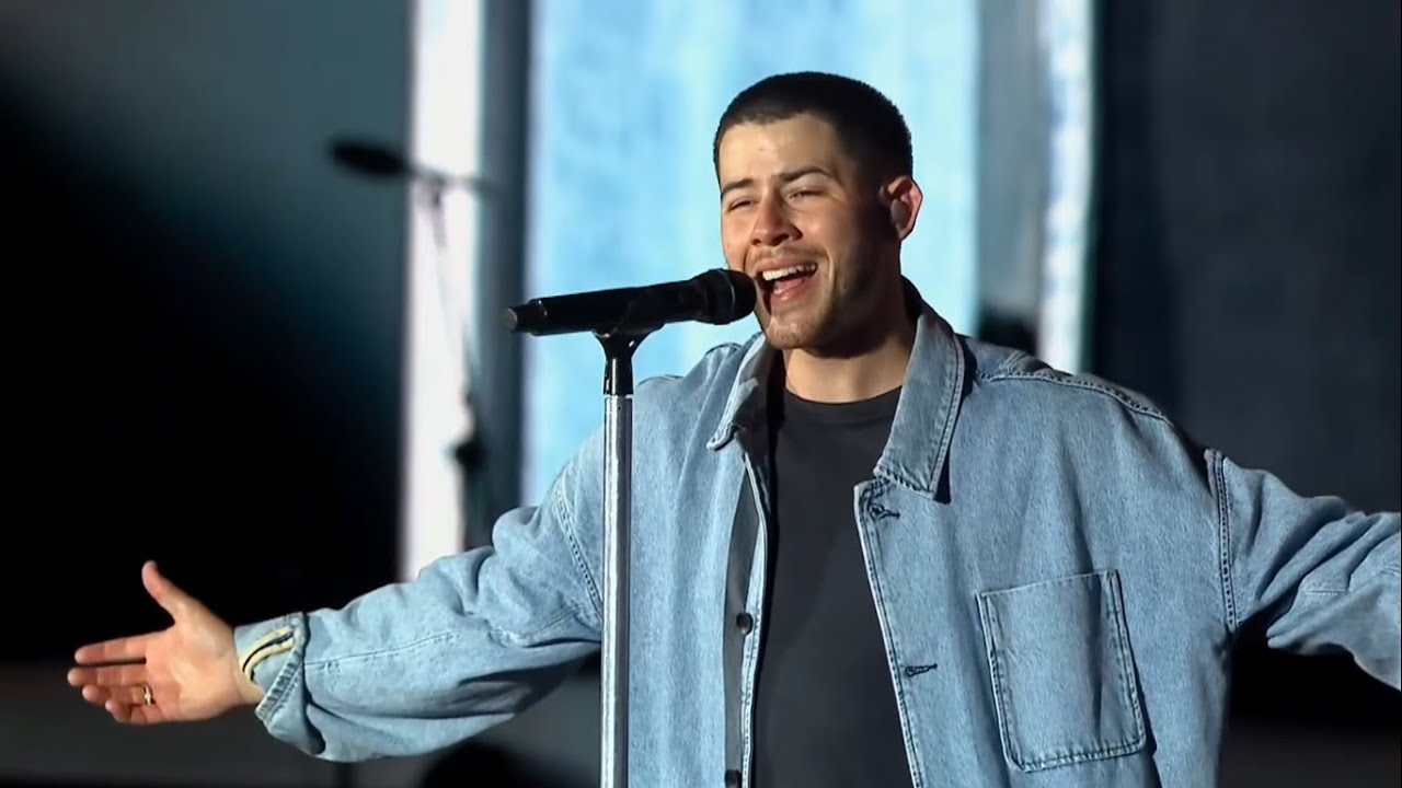 Jonas Brothers - Can't Take My Eyes Off You (Cover) RIR LISBOA 2024