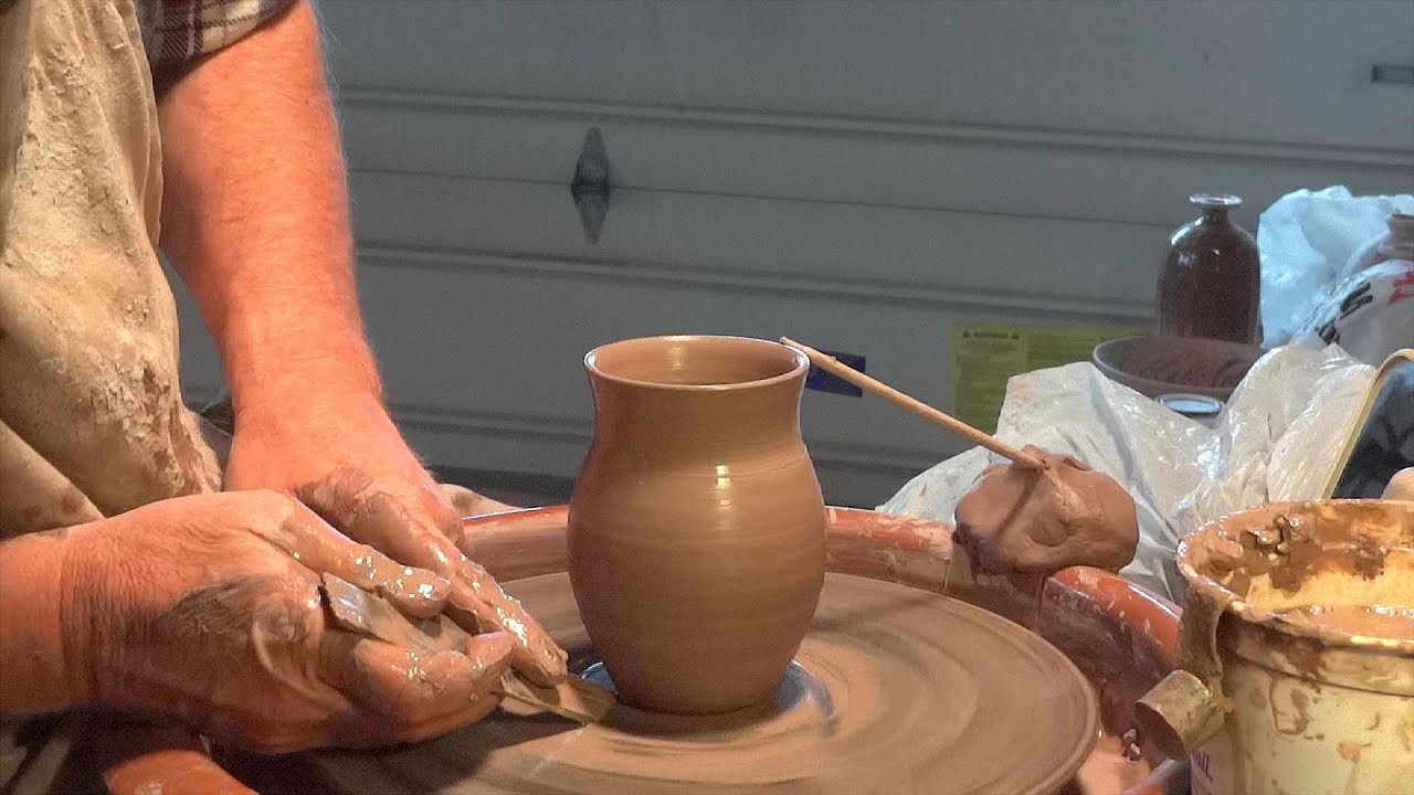 Throwing 'ladies' mugs !  with Simon Leach - Dec 7th