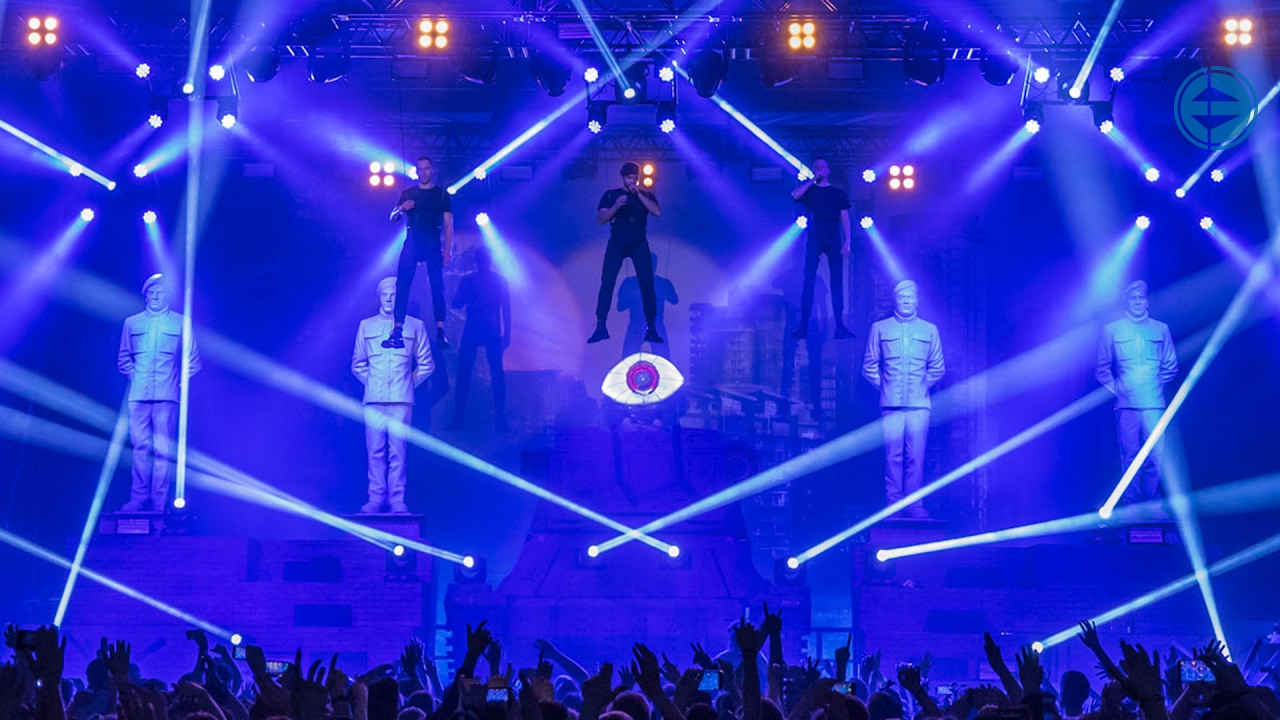 K.I.Z. „Hurra, die Welt geht immer noch unter“ Tour • Alles über das Licht- und Setdesign