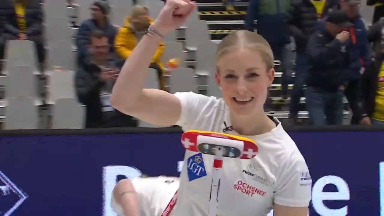 #wwcc2023 Tirinzoni starts ticking corner guards, so Hasselborg with hammer puts up double centers