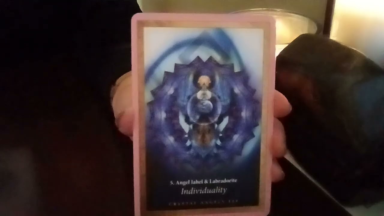 Labradorite and the week ahead💎💫 TODAY'S TAROT #tarot #collective #facts #tarotcardreading