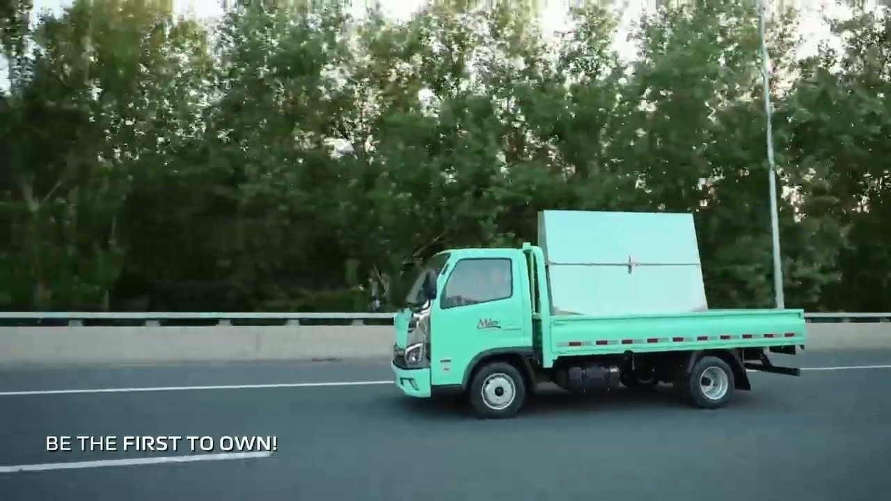 The Foton Miler Flatbed: Capable. Reliable. Versatile.