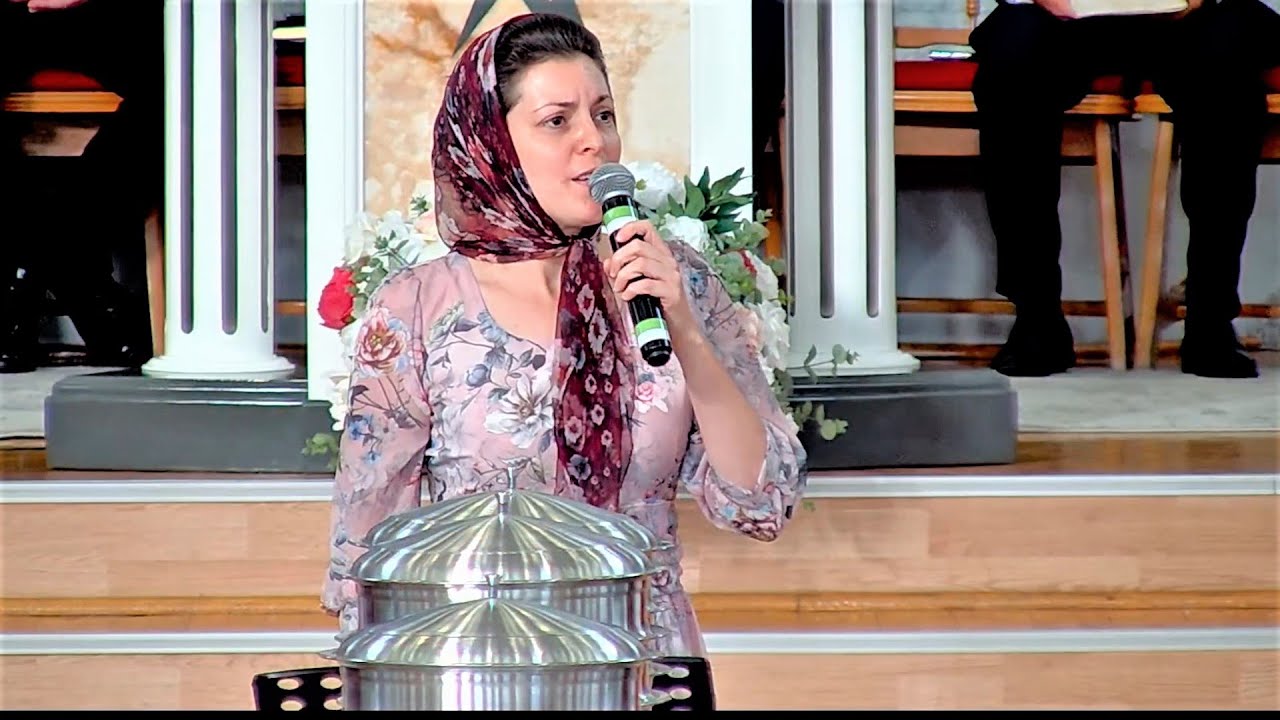 Alexandra Remețan *Se apropie sfârșitul*