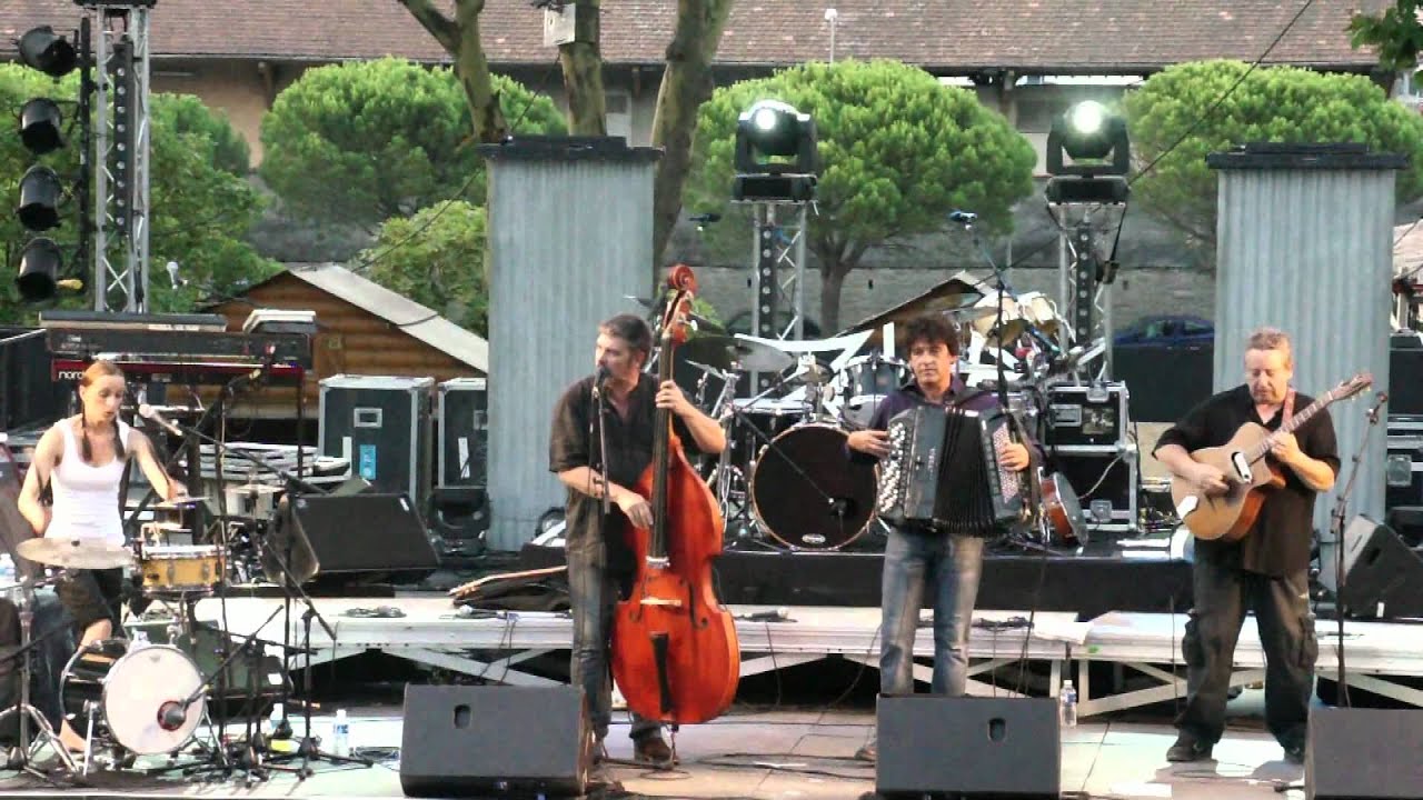 FESTIVAL DE CARCASSONNE 2012.LES GRANDES BOUCHES  LE 1 AOUT 2012