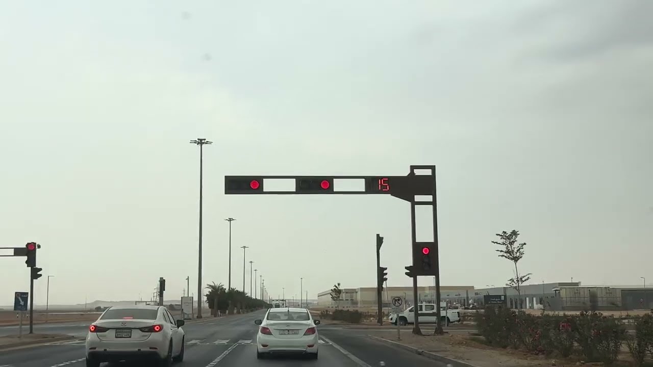 Arab me badi gadi road pe kaise chalti he Unke liye kya Niyam Hai /Highway | 4K video HD ￼ quality 