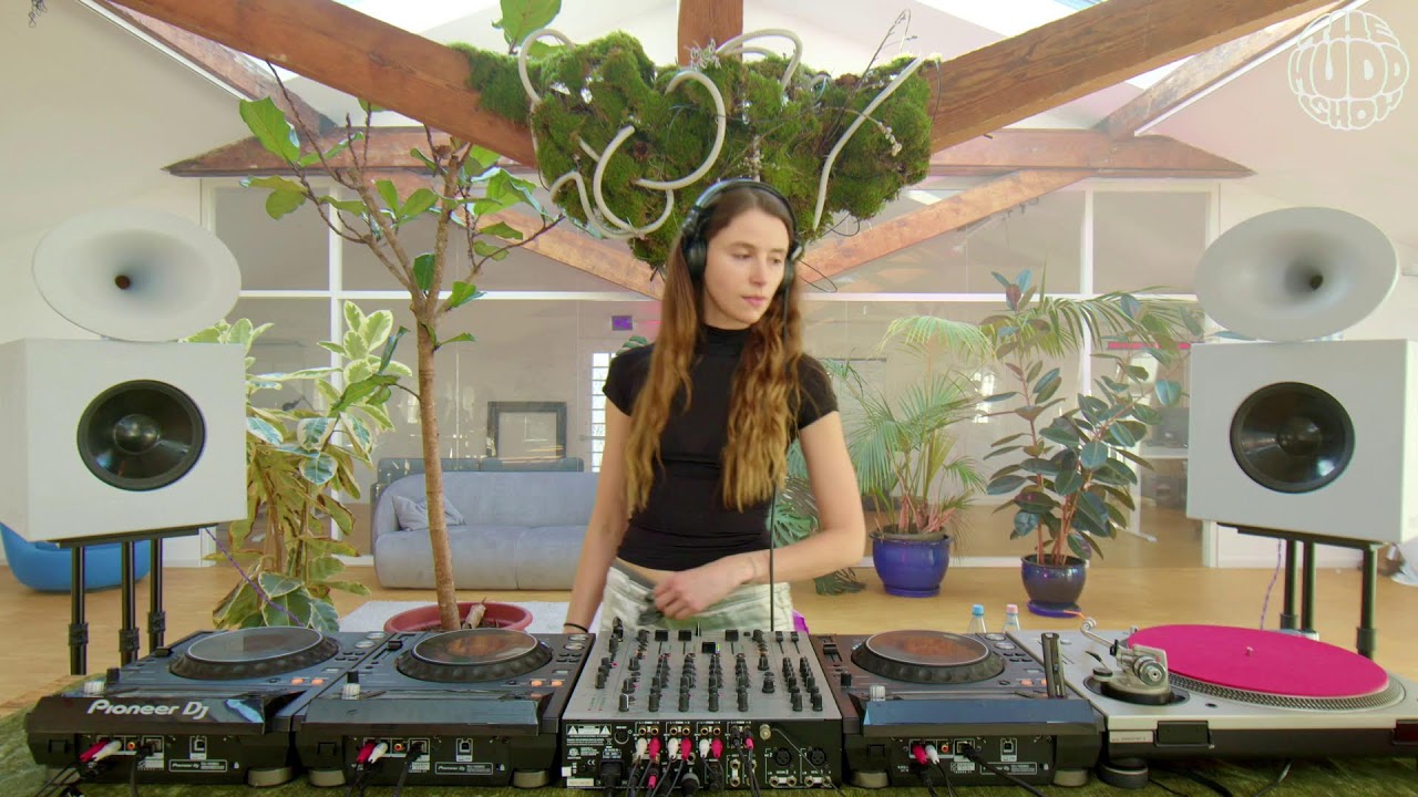 Audrey Danza | themuddshow