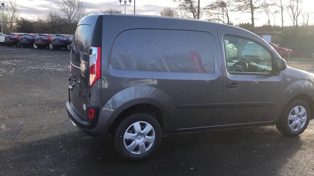 Nissan NV250 L1 95bhp Tekna Metallic Grey