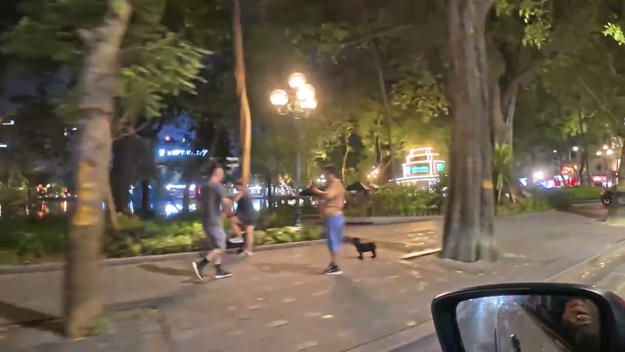 A winter evening on the streets of Vietnam - My Vlog