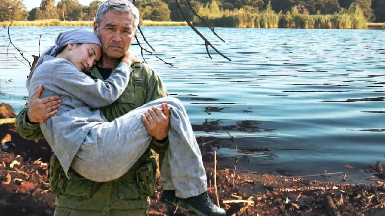 АҢШЫ ОРМАНДА СУДЫҢ ЖАҒАСЫНДА ЖАТҚАН БІР ЗЕКТІ ТАУЫП АЛЫП ҮЙІНЕ АПАРАДЫ. ҚЫЗ ТҮРМЕДЕН ҚАШЫП ШЫҚҚАН...