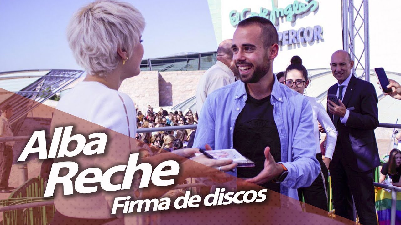 Firma de discos Alba Reche en Elche con pasión por #Quimera y momentos muy emotivos