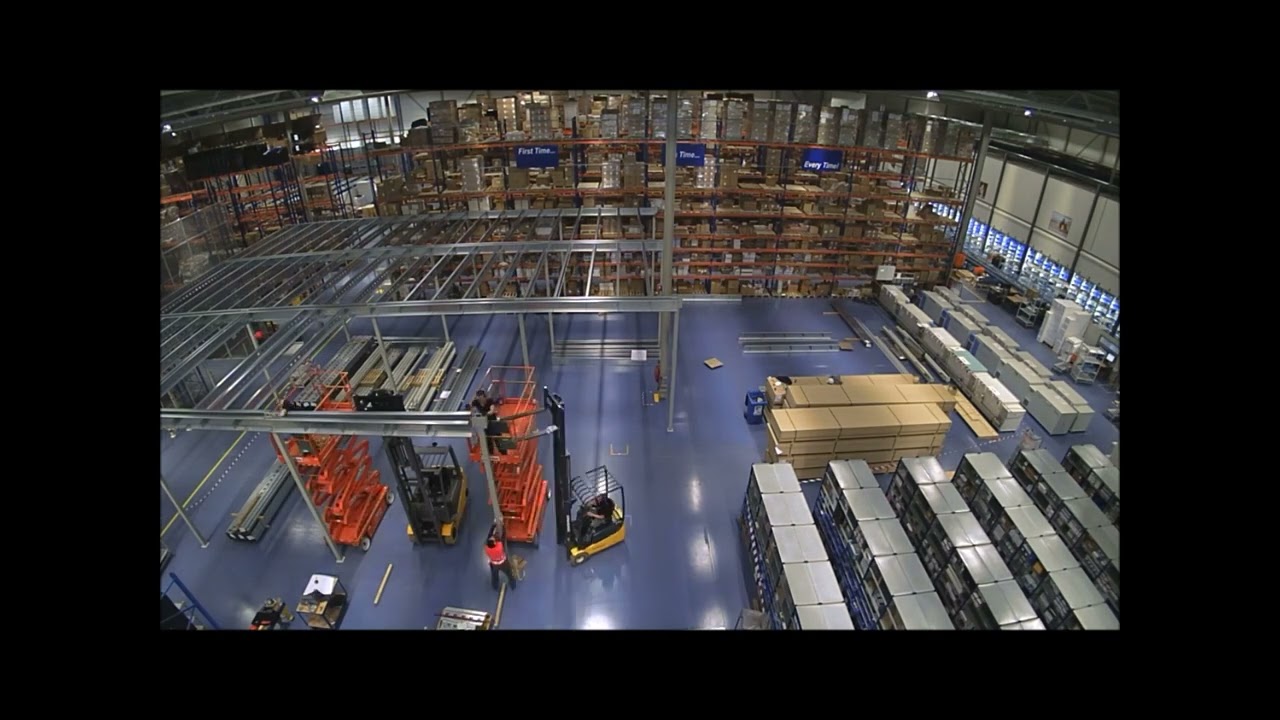Amazing mezzanine floor, Built in 1 minute timelapse.