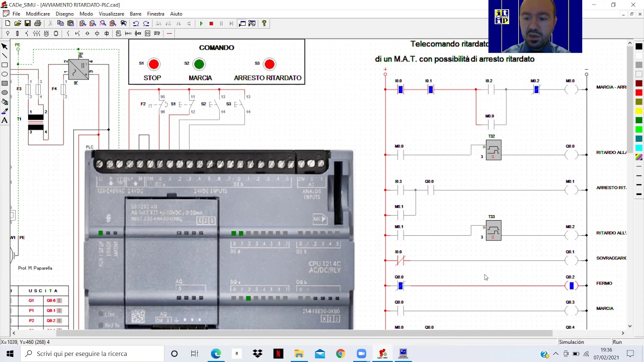 Telecomando ritardato di un M.A.T. con possibilità di arresto ritardato in logica programmabile