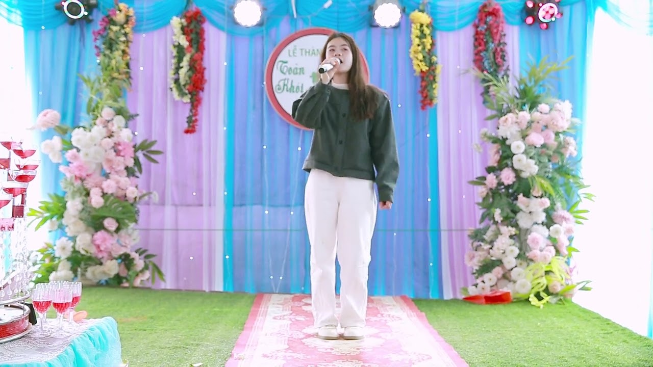 TƯƠNG LAI LÀM MC LÀ ĐÂY