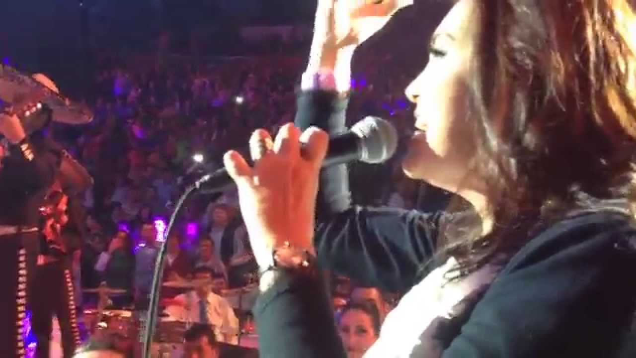 Aida Cuevas y Juan Gabriel 