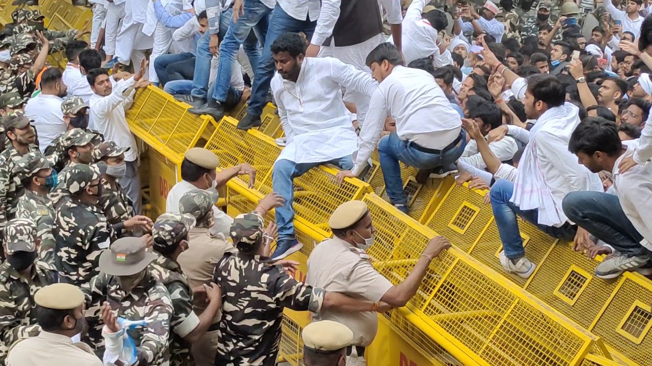 NSUI Protest at Parliament Street