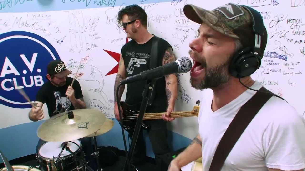 Lucero covers David Bowie