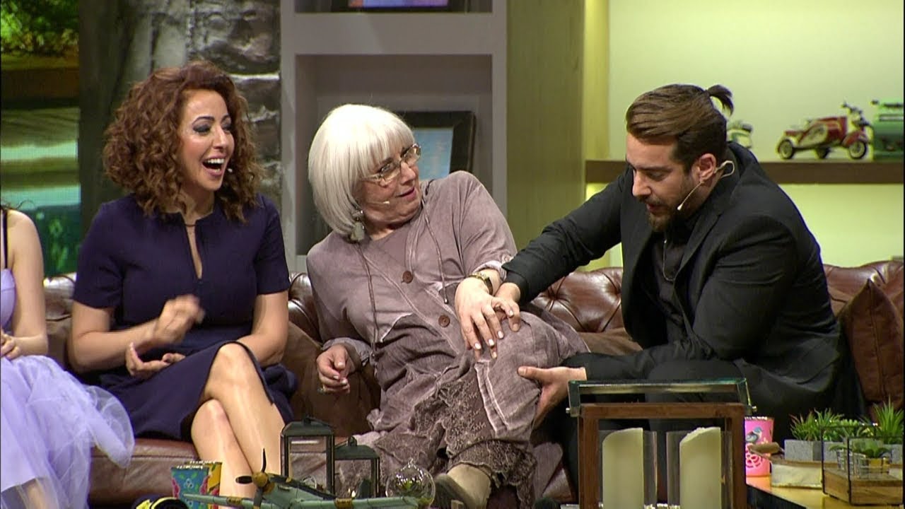 Beyaz Show - Enis Arıkan'ın fenomen annesinden sürpriz!