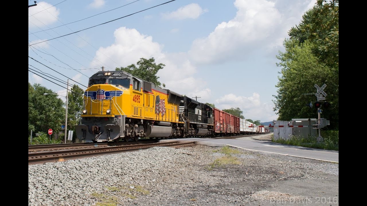 Hot Summer Railfanning on the NS Harrisburg and Reading Lines - August 2016