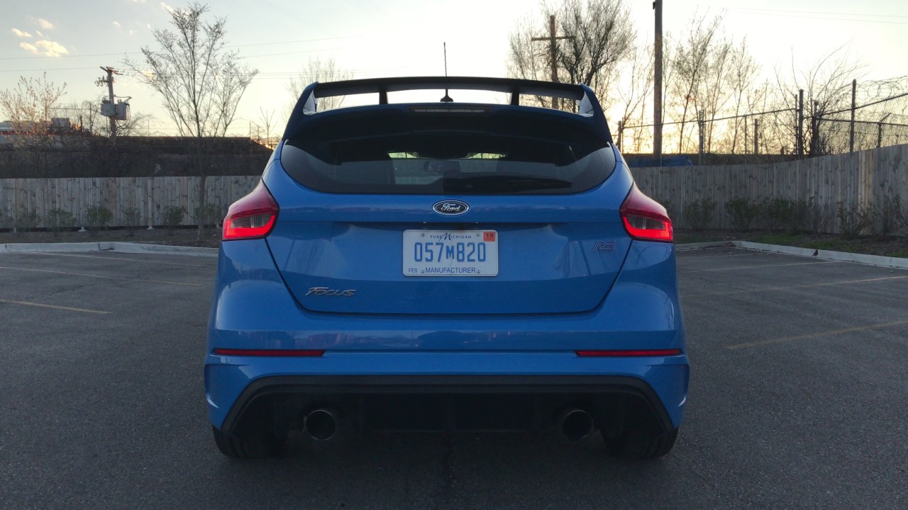 2016/2017 Ford Focus RS Startup and Exhaust Sound