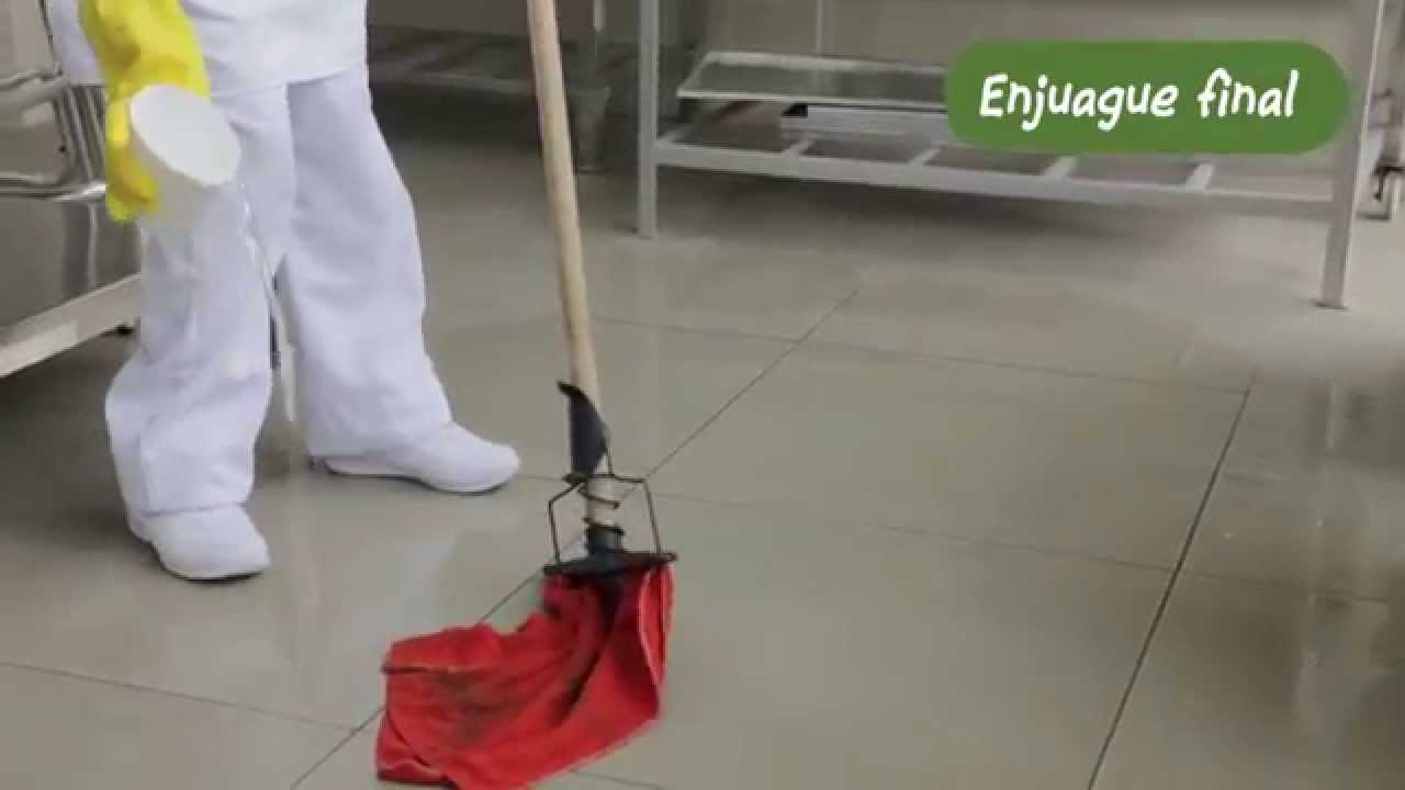 Limpieza y desinfección de los pisos
