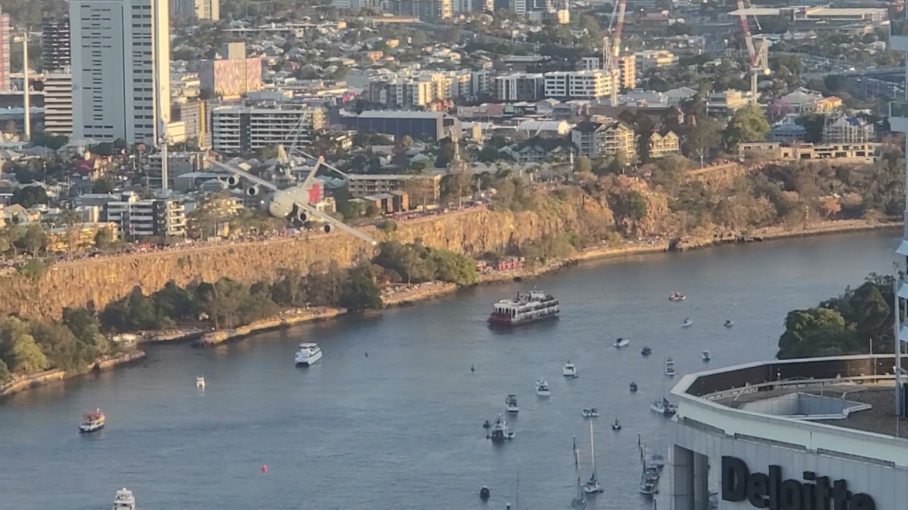 RAAF C17 Brisbane Riverfire actual (2021)