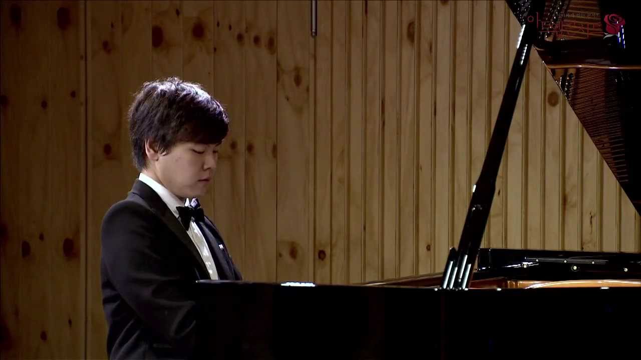 Tae-Hyung Kim plays Schubert/Liszt 