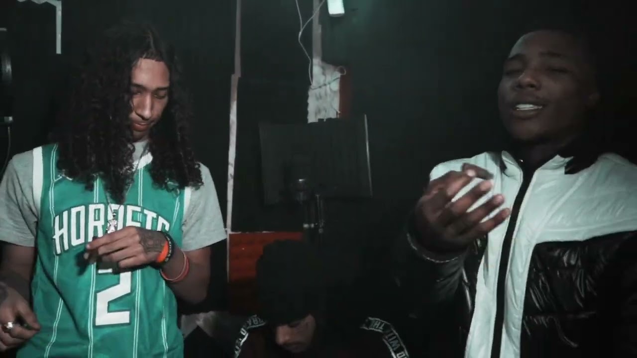 Juvee23z - &ldquo;Say My Name&rdquo; ft. Gbtnote72 & B4byGangs7a Dir. @ShotByWalt