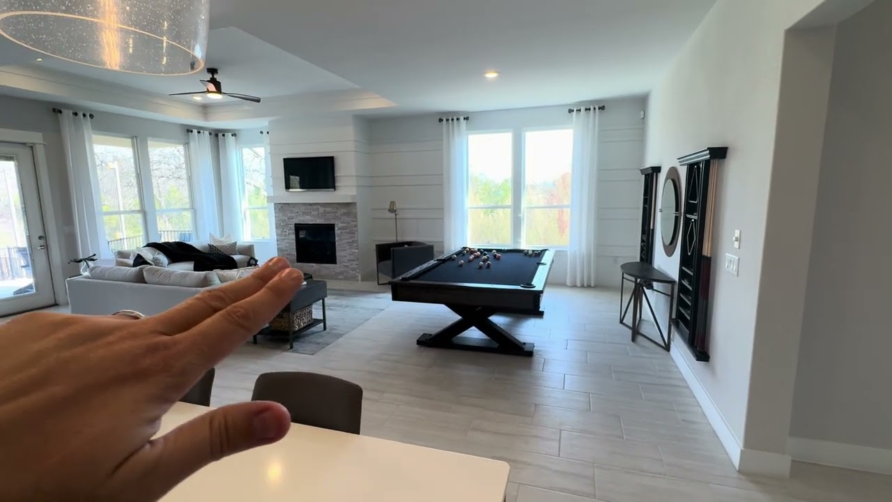 Renown model at Sun City Texas