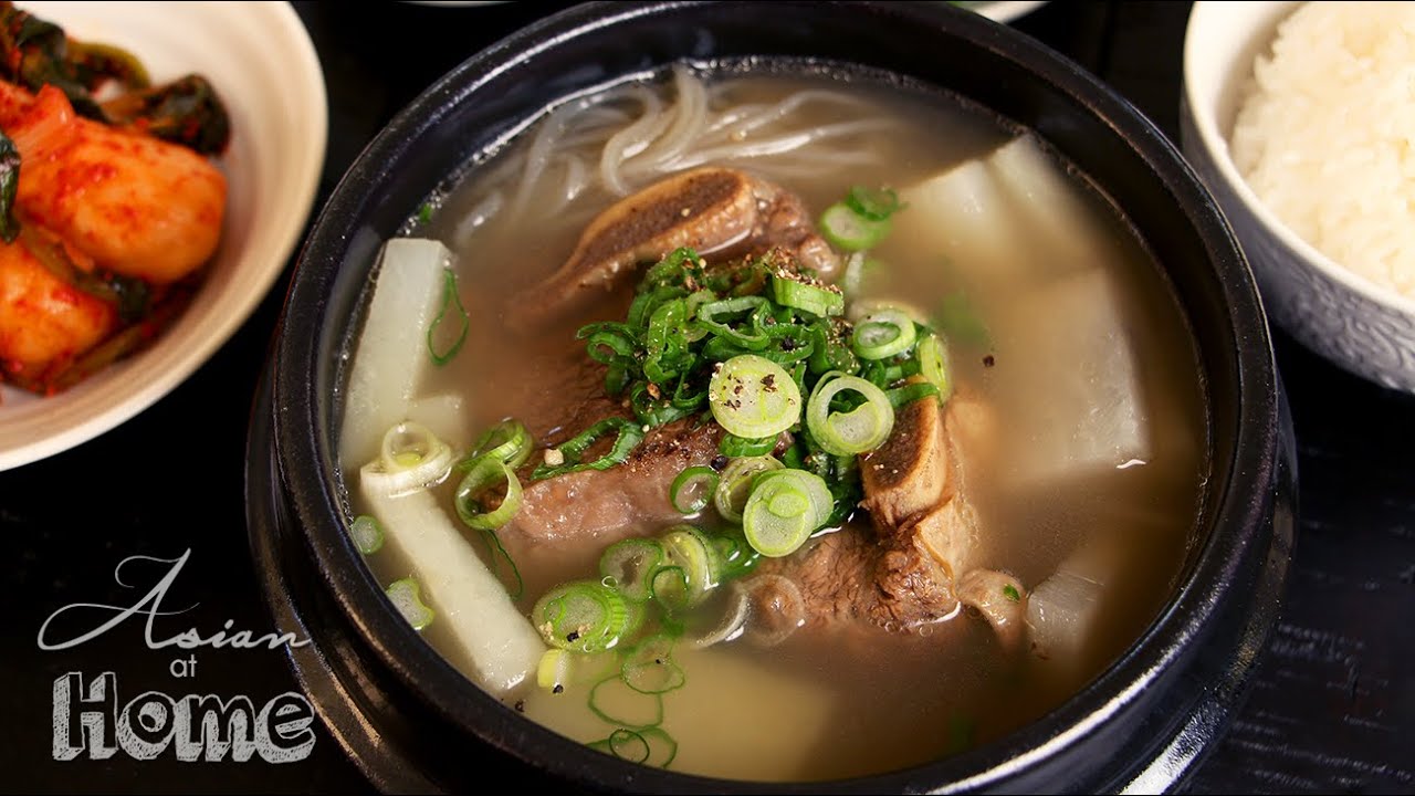 Galbitang (Korean Beef Short Rib Soup)