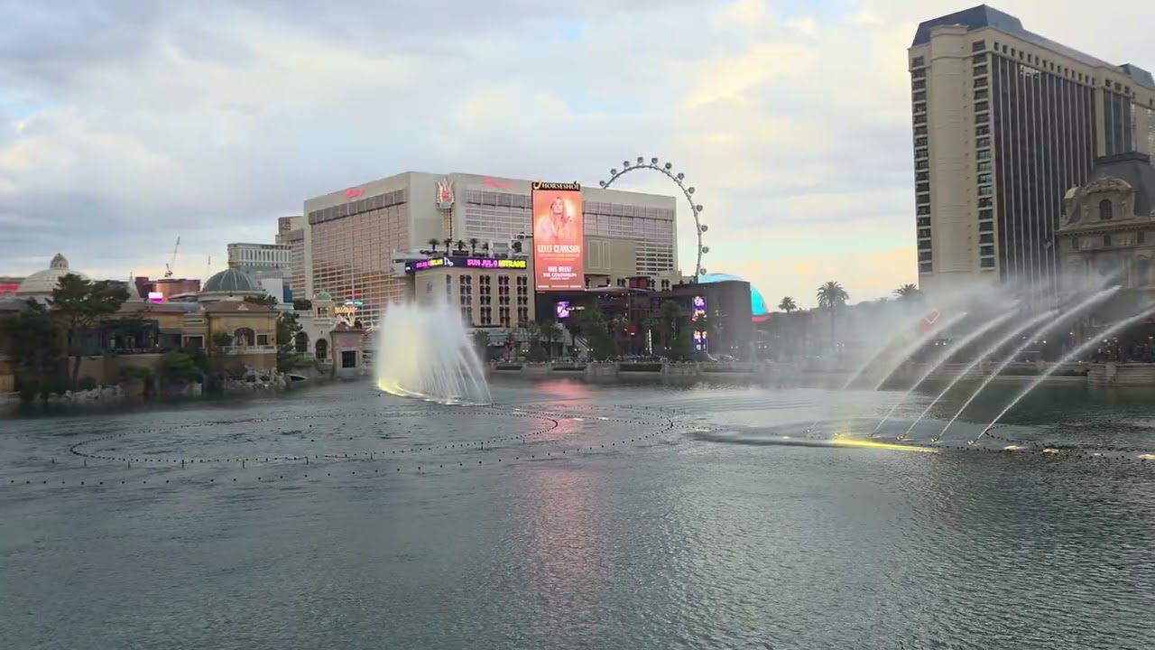 Bellagio Fountain Show Oarsmen Malfunction  (2025 4k)