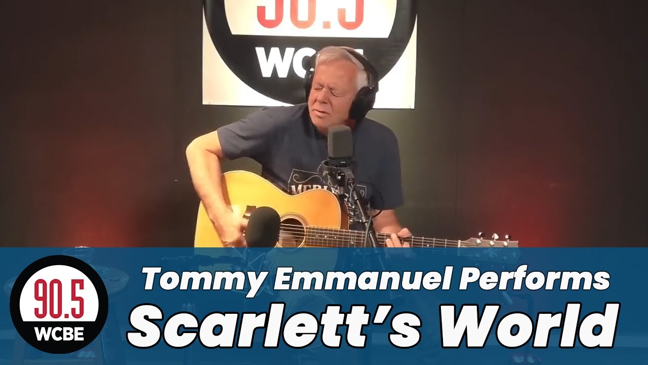 Tommy Emmanuel performs 