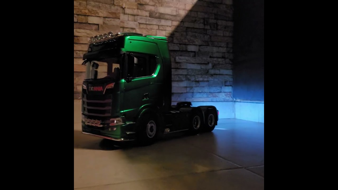 Kabolite RC, Scania 770s 6x6, con bloqueo de diferencial, una maravilla